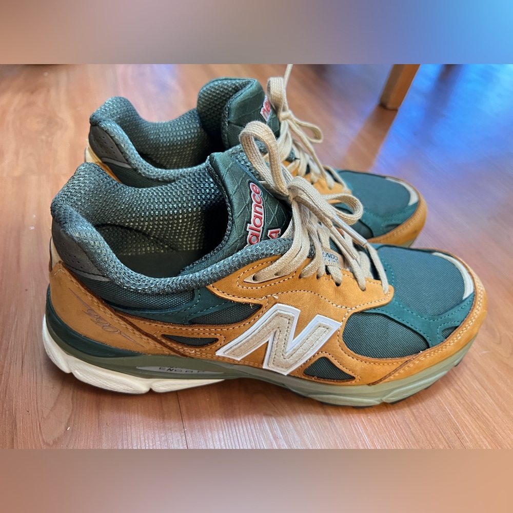 New Balance 990V3